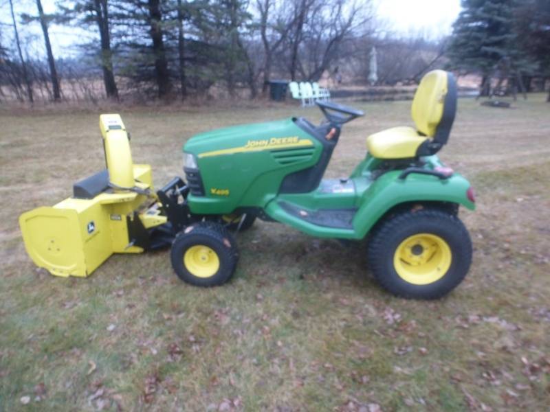 John Deere X 495