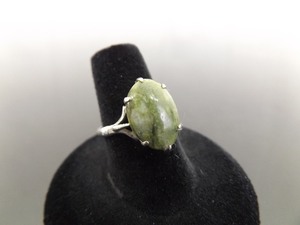 .925 Sterling Silver Green Agate Cabochon Ring Size 6.5