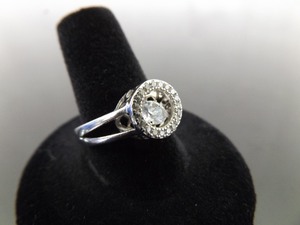.925 Sterling Silver FloatingDancing Crystal Ring Size 9
