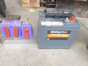 Duracell 6 volt golf cart battery. 1019 date code. Tests good. Approx $140.00 new. As shown.