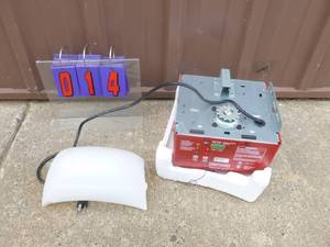 Craftsman 12 hp garage door opener. Power unit only. Looks new. Unable to fully test. As shown.