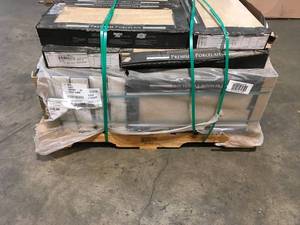 Pallet with 21 cases of MSI Onyx Sand 12 in. x 24 in. Matte Porcelain Floor and Wall Tile (16 sq. ft.  case) not used