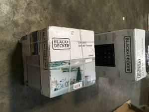 Lot with Black and Decker Wine Cellar and mini Fridge see pictures