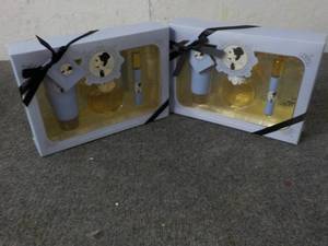 Lot of 2 Ariane Grande Fragrance Gi...