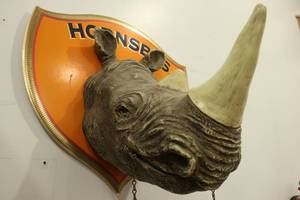 lot 3 image: Hornsbys Rhino Head - Great For Shop or Man Cave