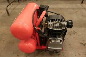 lot 5 image: TD TJL 2.5 HP Air Compressor