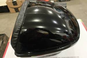 lot 19 image: Motorcycle Storage Compartment