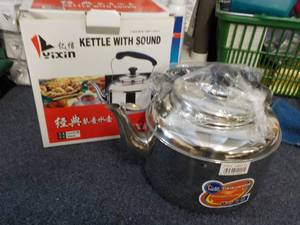 YIXINJINGPIN Kettle with Sound...