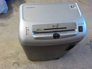 Fellowes Electric Shredder...