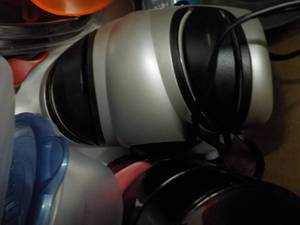 Kitchen Lot Knife Sharpener and mo...