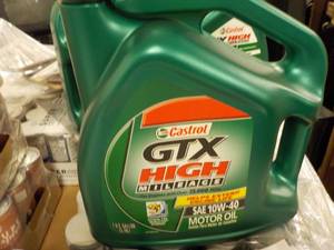 1 Gallon Castrol GTX High Milage SA...