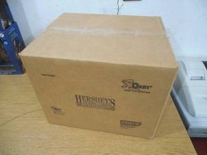 lot 27 image: 1995 Hersheys Trading Cards Sealed Collectors Tin Wax Pack Case - 12 Tins With 36 Packs Each