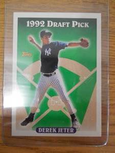 lot 57 image: 1993 Topps Derek Jeter Rookie Card #98 Near Mint LK