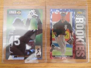 lot 61 image: (2) 1994 Michael Jordan Baseball Rookies - Upper Deck #19 & Collectors Choice #661