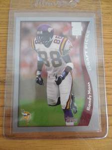 lot 69 image: 1998 Topps Season Opener Randy Moss Rookie Card #22