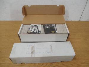 lot 164 image: (2,100) 1993 The Beatles Collection Cards LK