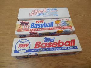 lot 170 image: (3) Topps Baseball Factory Sealed Sets - 1989, 1991 & 1992