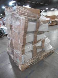 lot 208 image: WHOLESALE MIXED PALLET OF TOILET TANKS AND SEATS
