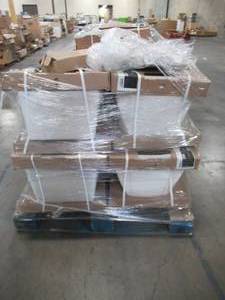 lot 209 image: WHOLESALE MIXED PALLET OF TOILET TANKS AND SEATS