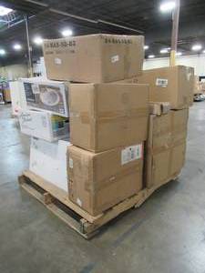 lot 211 image: WHOLESALE MIXED PALLET OF TOILET, SINK AND BATHROOM ACCESSORIES