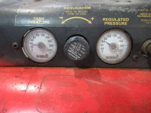 lot 15 image: DEWALT 15 Amp 2-34-Horsepower 4-Gallon Oiled Single Hot Dog Compressor D55155