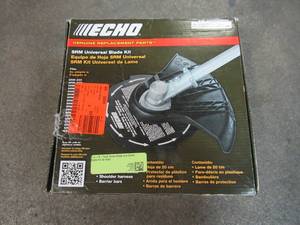lot 20 image: ECHO 8 in. x 8-Tooth Grass Blade and 20mm Blade Kit for Echo 99944200422