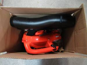 lot 21 image: ECHO 170 MPH 453 CFM 25.4 cc Gas Engine Handheld Leaf Blower PB-2520