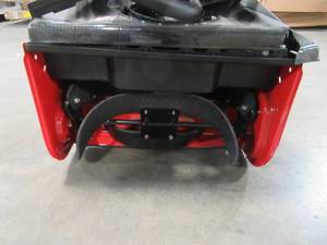 lot 37 image: Yard Machines Single Stage Snow Blower 31A-2M1E700