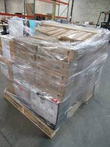 lot 323 image: WHOLESALE MIXED PALLET OF MISCELLANEOUS INDOOR LIGHTING AND MORE