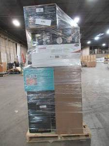 lot 152 image: WHOLESALE MIXED PALLET OF GARMENT STEAMERS AND KITCHEN APPLIANCES
