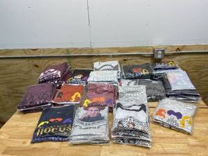 Lot of 109 Hocus Pocus (the movie) T-Shirts