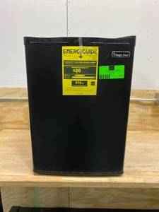 MAGIC CHEF 2.6 cu. ft. Mini Fridge in Black, ENERGY STAR