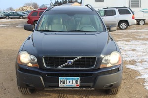 2004 Volvo XC90 T6 AWD - ONE OWNER -