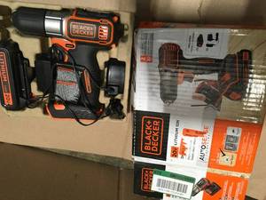 Lot of Black and Decker Power Tools see pictures