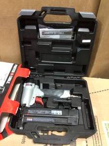 lot 21 image: 18-Gauge Pneumatic Brad Nailer Kit by Porter-Cable  USED