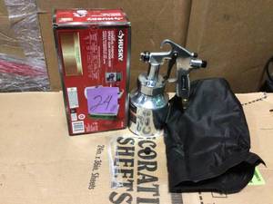 lot 24 image: Siphon Feed General Purpose Spray Gun by Husky in good condition