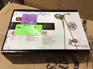 lot 80 image: Delta Lahara Shower system see pictures