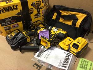 lot 83 image: 20-Volt MAX Lithium Ion Cordless Brushless Hammer DrillDriver Combo Kit (2-Tool) with FLEXVOLT ADVANTAGE by DEWALT in good condition