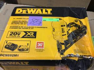 lot 85 image: DEWALT 20V MAX Framing Nailer Kit, 30-Degree, Paper Collated (DCN692M1) in good condition