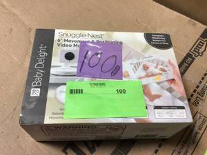 lot 100 image: Snuglle Nest Baby Video Monitor see pictures