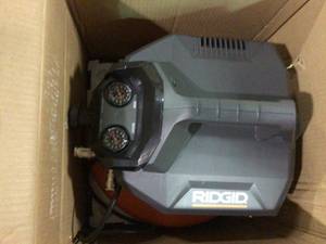 lot 7 image: 6 Gal. Portable Electric Pancake Air Compressor by RIDGID in good conditions