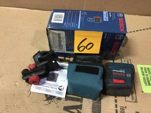 lot 60 image: 30 ft. Self Leveling Cross Line Laser Level by Bosch customer returns&nbsp