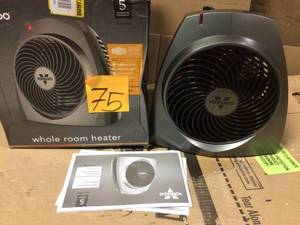 lot 75 image: 5122 BTU 1500-Watt Portable Electric Fan Heater Furnace VH200 Whole Room Vortex by Vornado