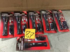 lot 87 image: Husky 350 Lumen LED Rechargeable Focusing Flashlight