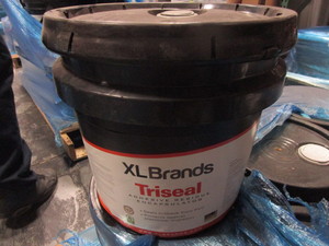 lot 341 image: XL BRANDS TRI SEAL