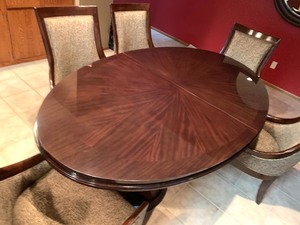 lot 30 image: AMAZING Burnhardt Dining Room Table and 6 Chairs