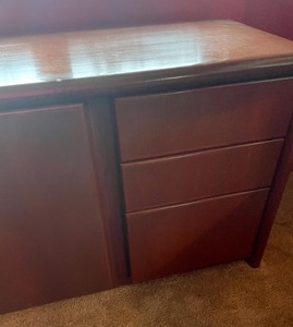 lot 10 image: Modern Mode Credenza