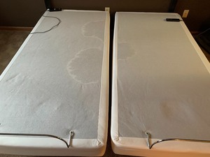 lot 65 image: Adjustable Base King Bed with a Brio Micro Suede Headboard