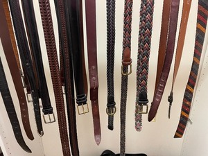 lot 61 image: Lots of  Mens Belts