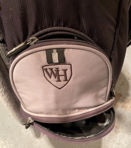 lot 110 image: Three Golf Bags w Clubs and Putters